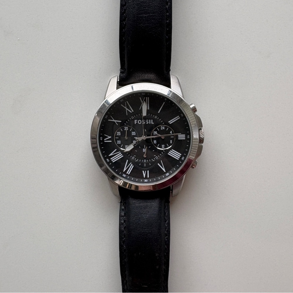 GUC Fossil Grant Chronograph Black Leather Watch (FS4812) - Picture 5 of 12